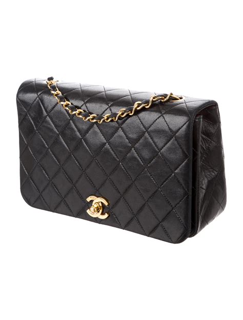 chanel quilted bag vintage